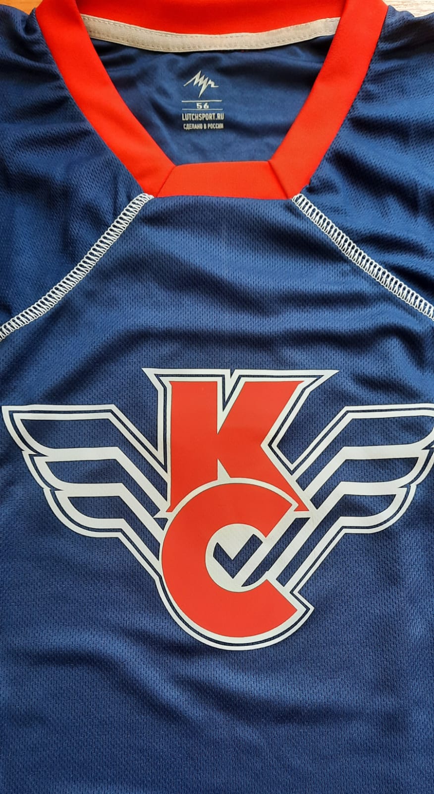 картинка Футболка Крылья Советов (темная) от магазина LutchShop.ru